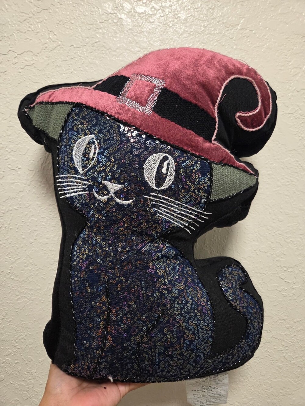Cupcakes & Cashmere Black Sequin Cat Toy with Pink Witch Hat NWOT